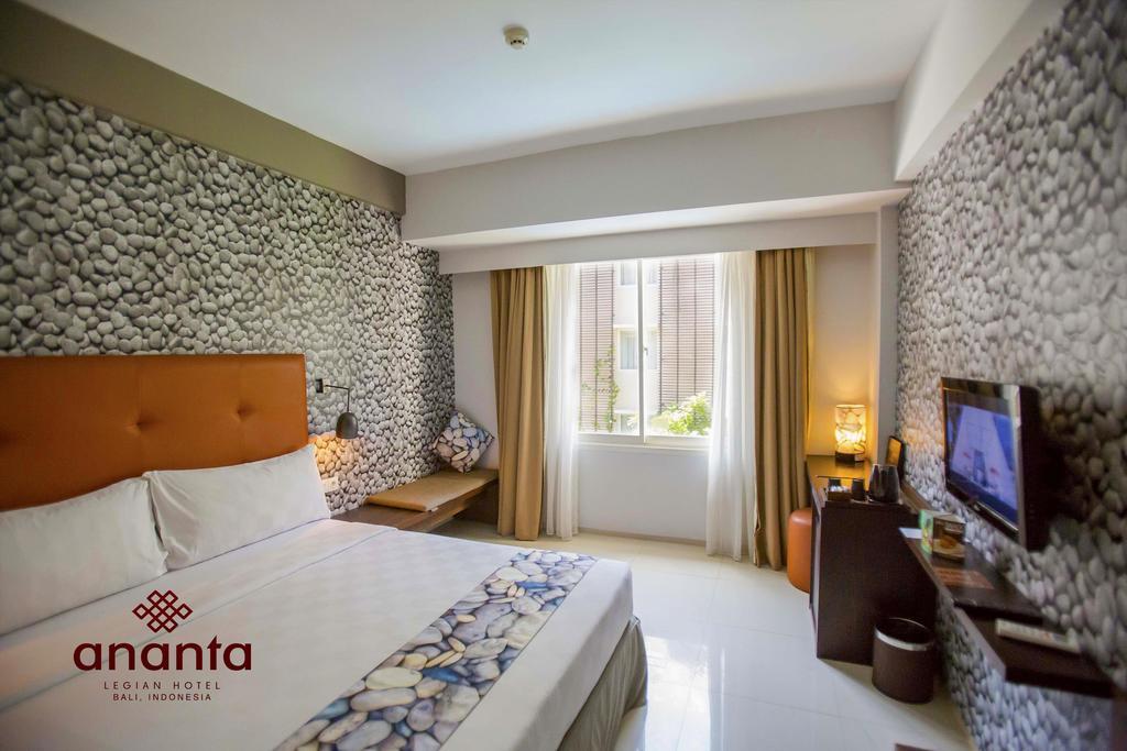 Ananta Legian Hotel Bagian luar foto