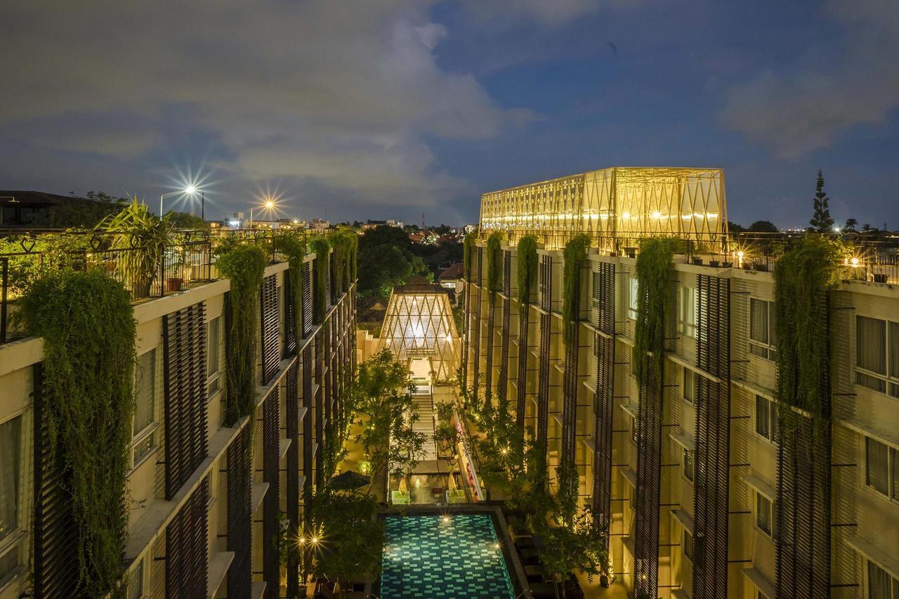 Ananta Legian Hotel Bagian luar foto